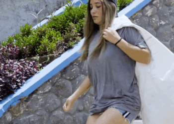 [COMPLETO] 1015H0630 Empresario convierte a vag4bunda en hermosa modelo por esta extraña razón