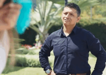 [COMPLETO] 1188H0630 Mi patrona le es infiel a su esposo con alguien mas joven