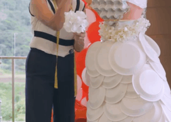 [COMPLETO] 1017H0630 Prometida destruyó el vestido de matrimonio por esta extraña razón