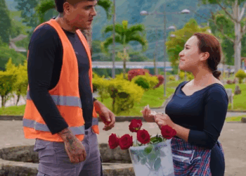 [COMPLETO] 1022H0630 Se ponía hermosa para su esposo, pero él la rεchαzαbα por esta razón